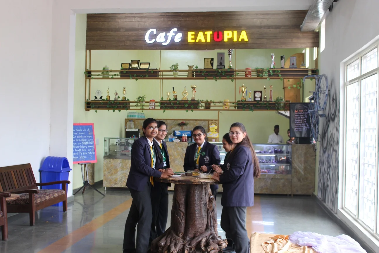 Cafe Eatopia